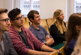 Studenti