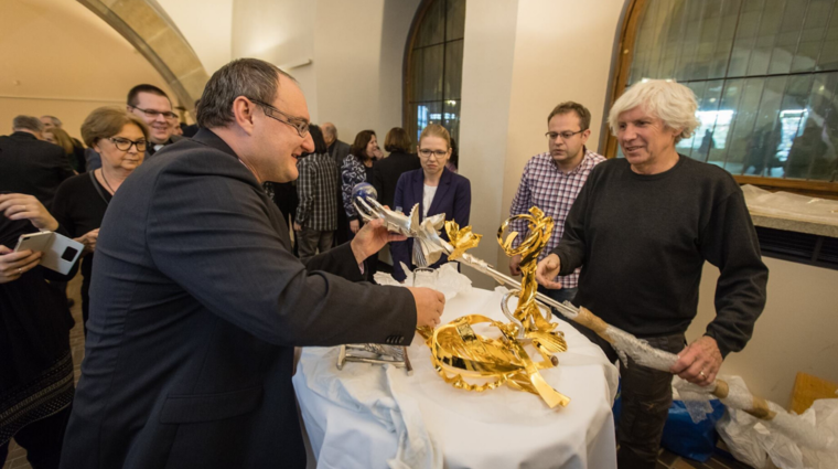 Jakub Končelík a žezlo FSV