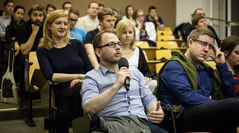 Rozpravy o českých médiích